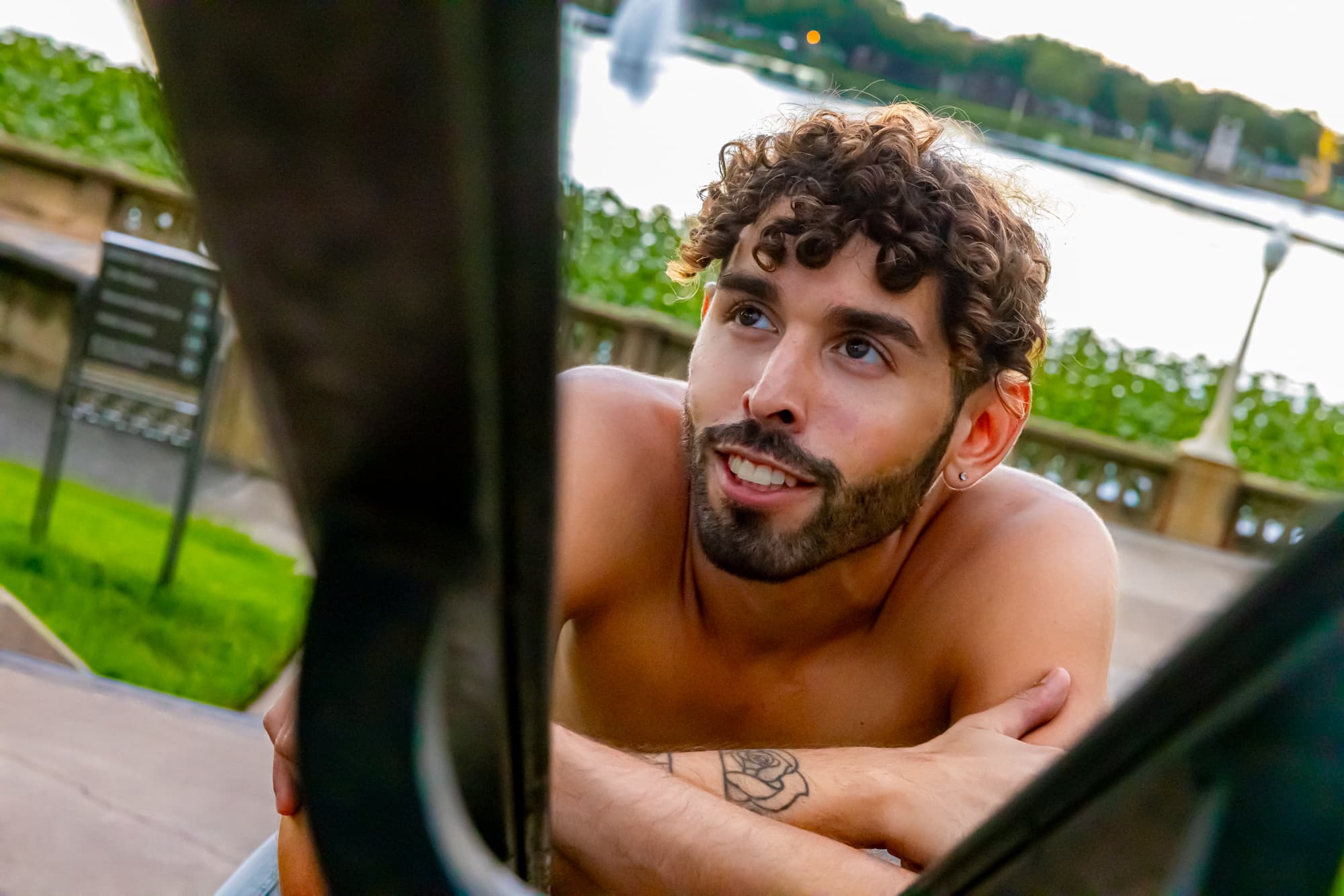 Alex Leon — Singer performer in El Paso, TX